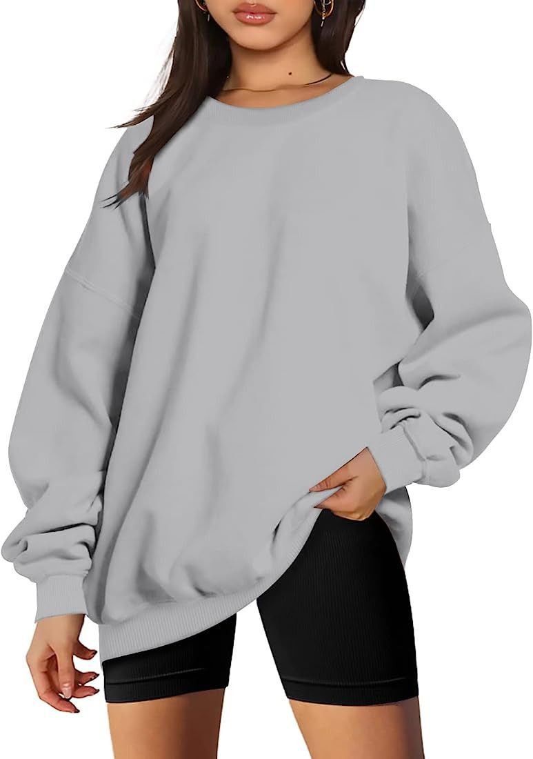 Womens Sweatshirt 2022 Fall Winter Fashion Long Sleeve Crewneck Sweat Shirts Cute Tops Casual Tre... | Amazon (US)
