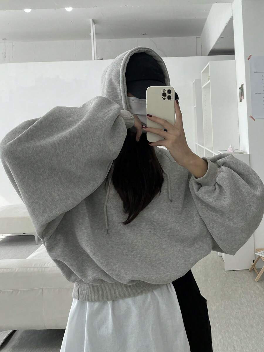 DAZY Women's Solid Color Oversized Hooded Short Sweatshirt,Long Sleeve Tops,Fall Clothes Hoodies | SHEIN