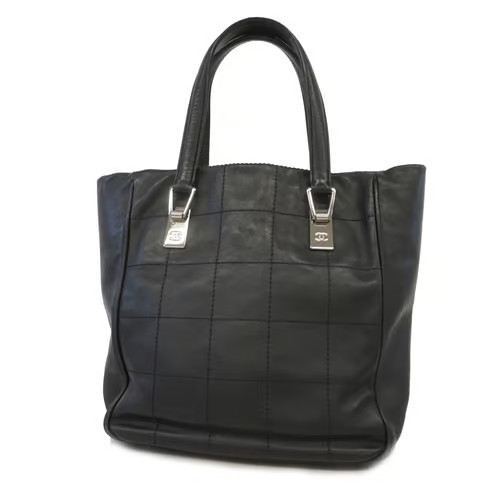 Leather handbagChanelVestiaire Days | Vestiaire Collective (Global)