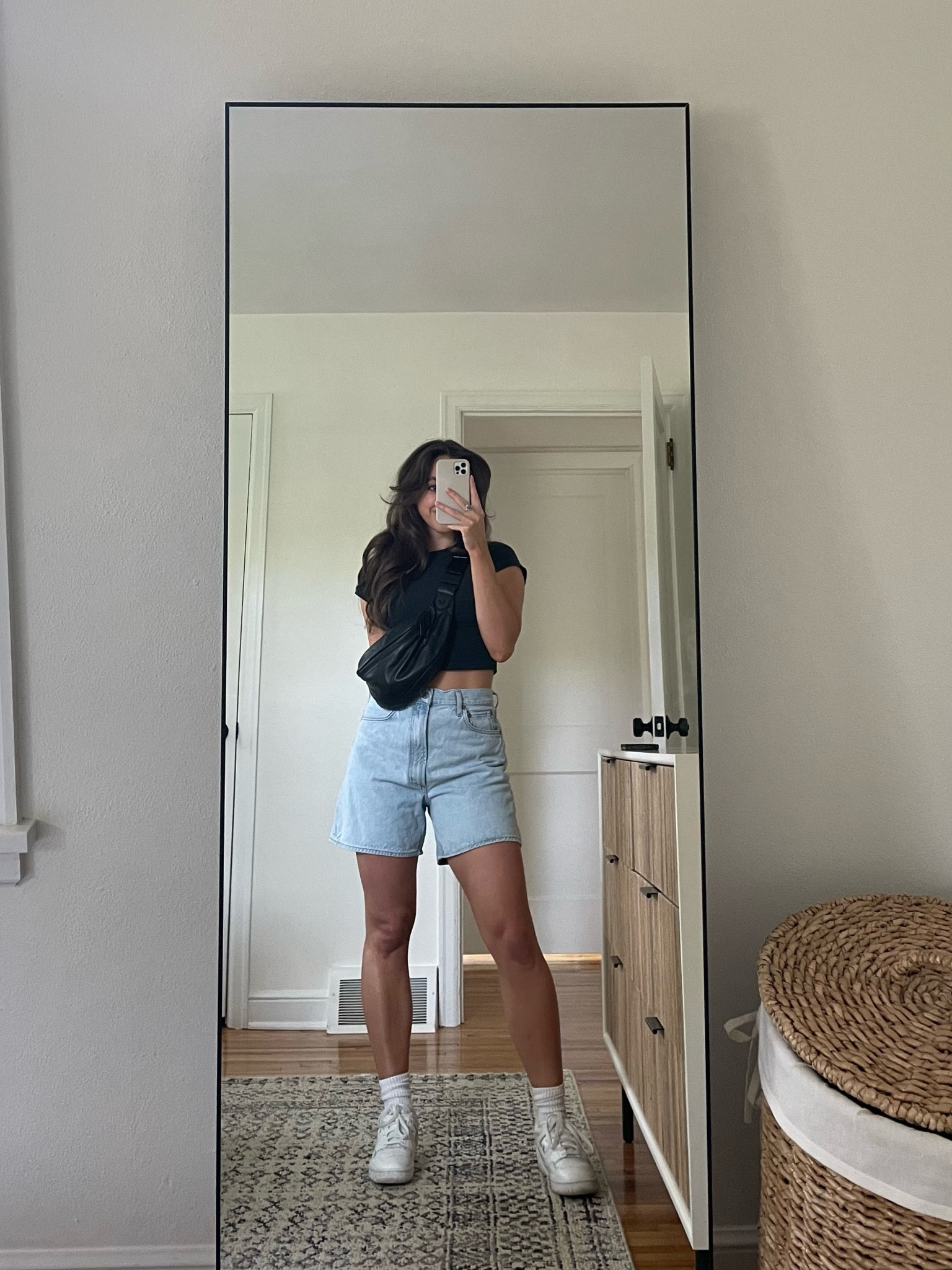 Top size small
Shorts size 26 (run 1 size big but I got my regular size & got the waist tailored) 
Sneakers tts
Cross body bag IS WORTH IT 😮‍💨

#LTKFindsUnder50 #LTKFindsUnder100 #LTKStyleTip