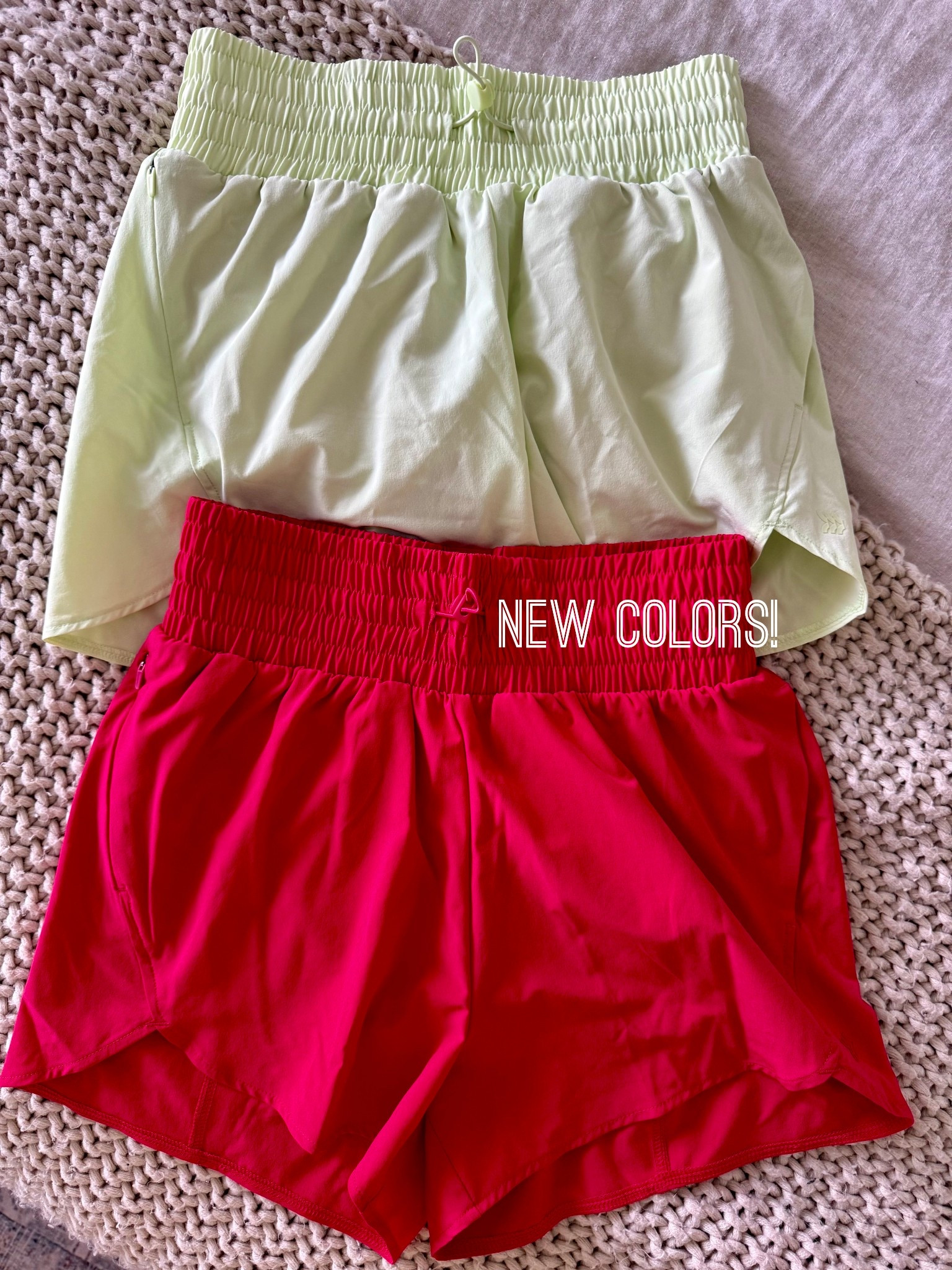 My favorite shorts! I have to let you know when new colors that have arrived! This is red and green (the red is more of a red-pink vs true red fyi!) 👏👏