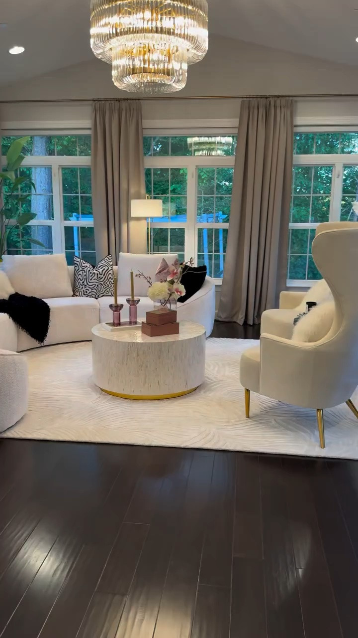 Remember to take time@for yourself!

That is the one thing that we often times forget to do. This is why I created a space that makes me feel calm and relaxed. Life can be hectic trying at time, so it is ok to drown out the noise and just focus on you. There is no greater comfort than being at peace in your own home🥰.
🌟Make sure to follow, like, comment, share and save!
🌟Comment “Shop” for the links and use code”SS05” to save 5% on your @zgallerie purchases🛍️

Featuring:
Irene Sectional