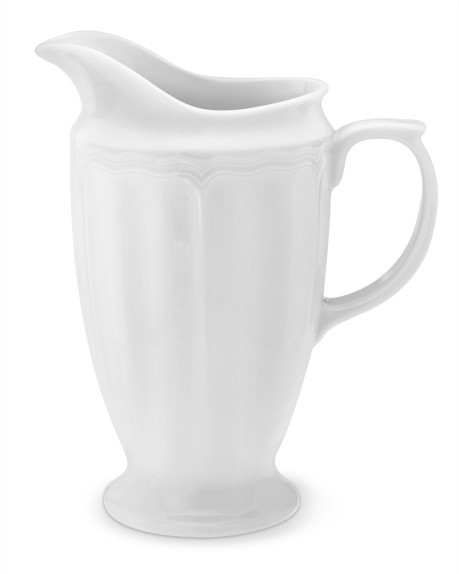 Pillivuyt Queen Anne Pitcher | Williams-Sonoma