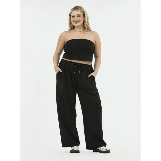 No Boundaries Tube Top and Cargo Sweatpants Set, 2-Piece, Women's | Walmart (US)