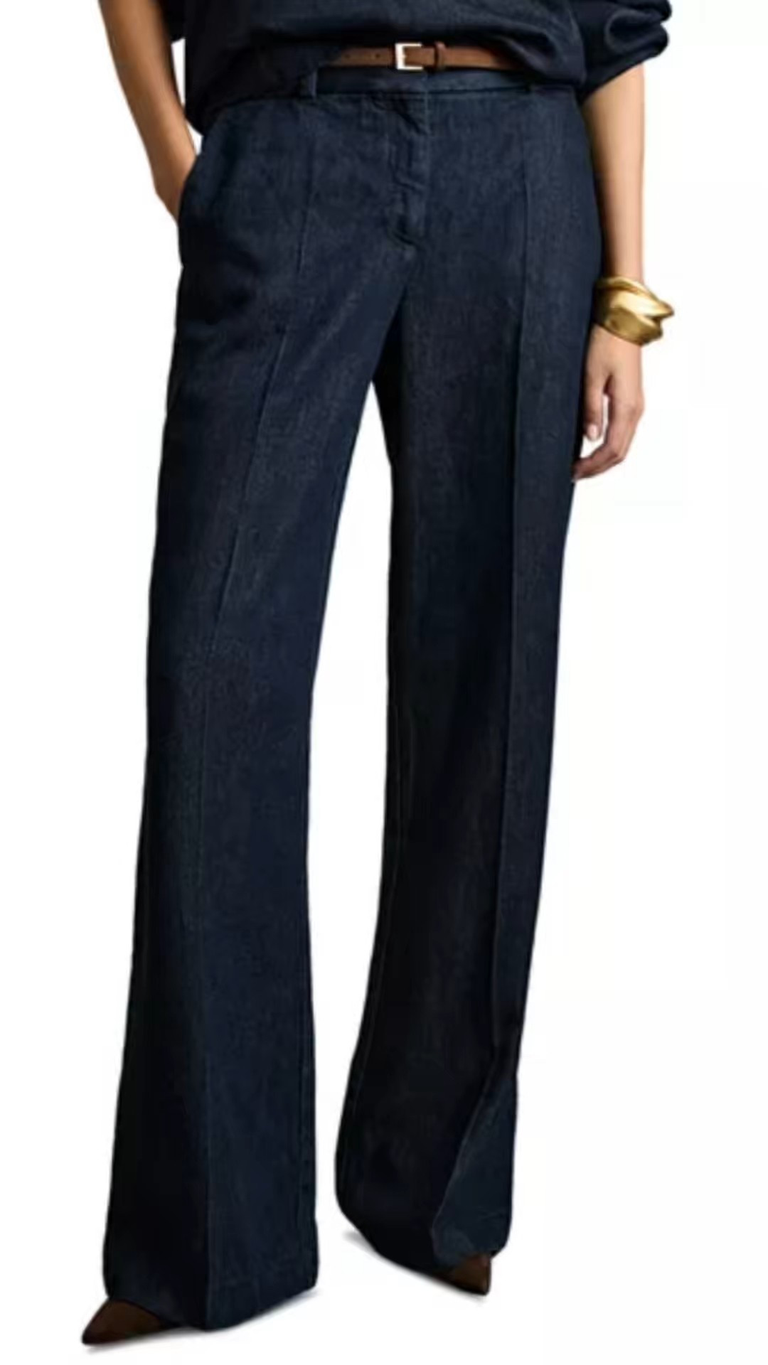 Reed Denim Look Wide Leg Pants
$143.00 Marked down from $245.00

#LTKSaleAlert #LTKStyleTip #LTKMidsize