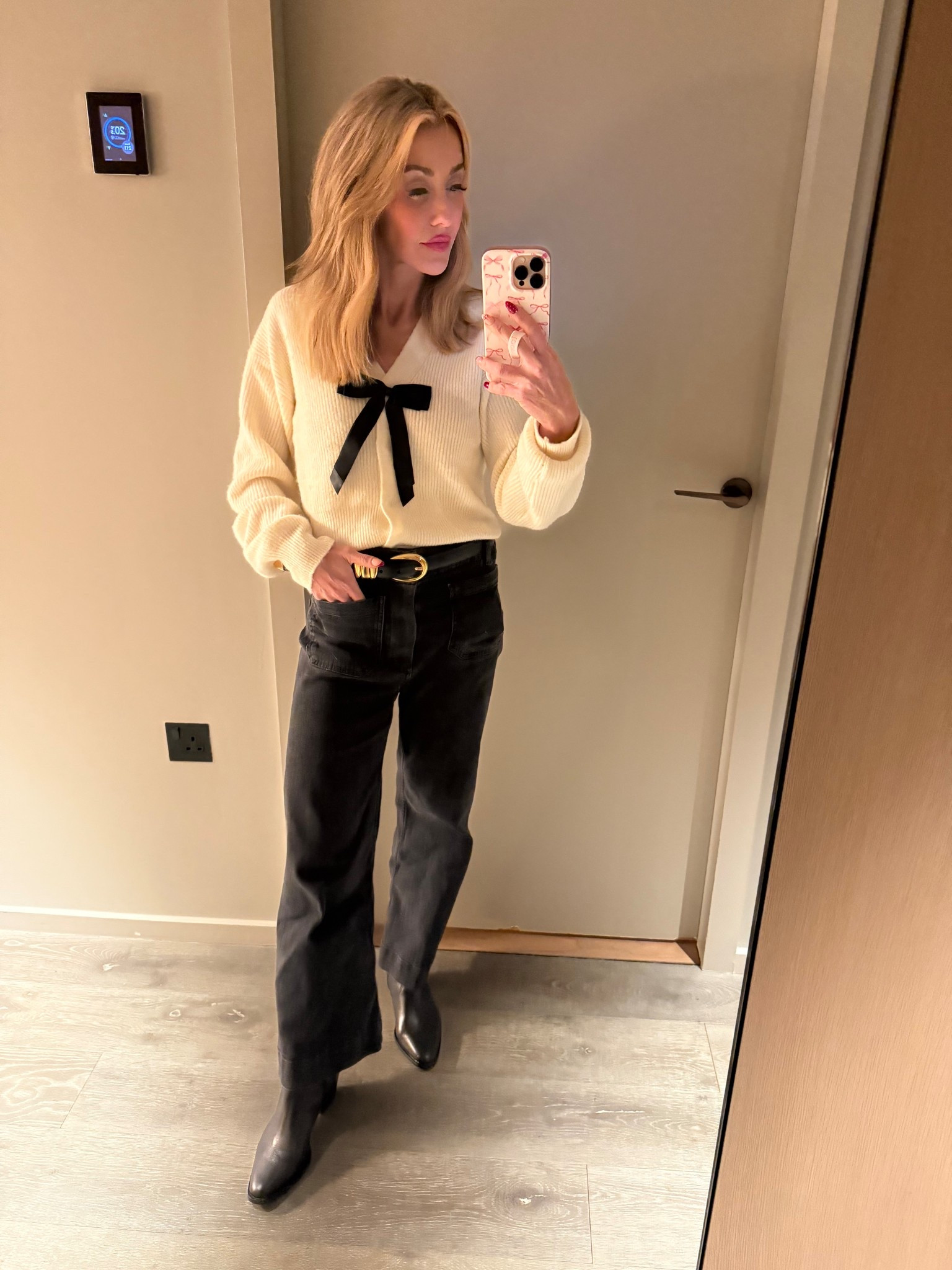 Outfit of the day! 

#LTKmomlife #LTKHoliday #LTKdayinmylife