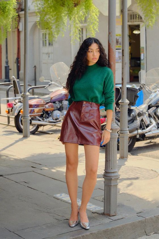 Irresistible Edge Burgundy Patent Vegan Leather Mini Skirt | Lulus (US)