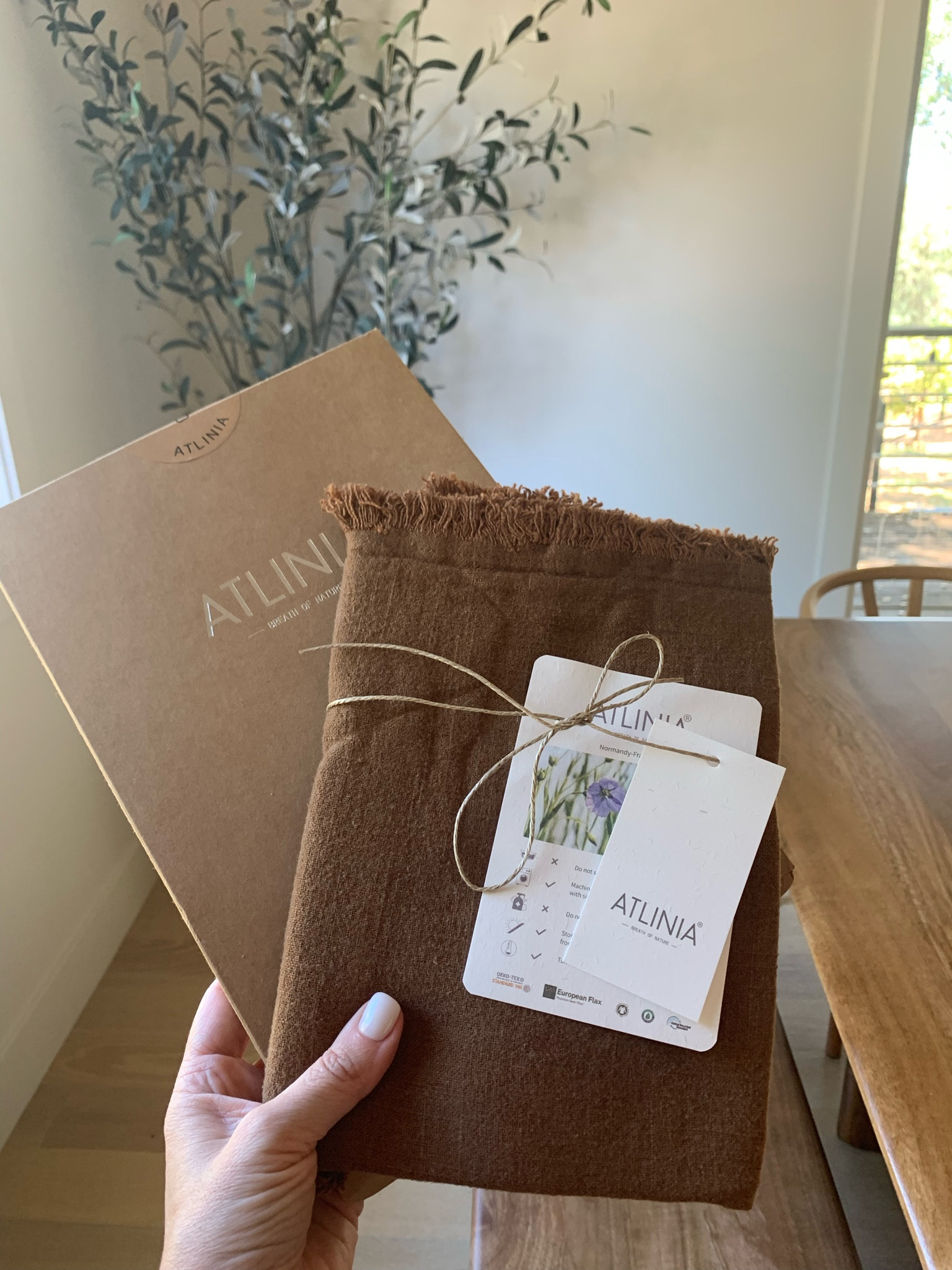 Pillow covers to change things up! 

#home #decor #throwpillows #styling

#LTKFind #LTKhome #LTKfamily