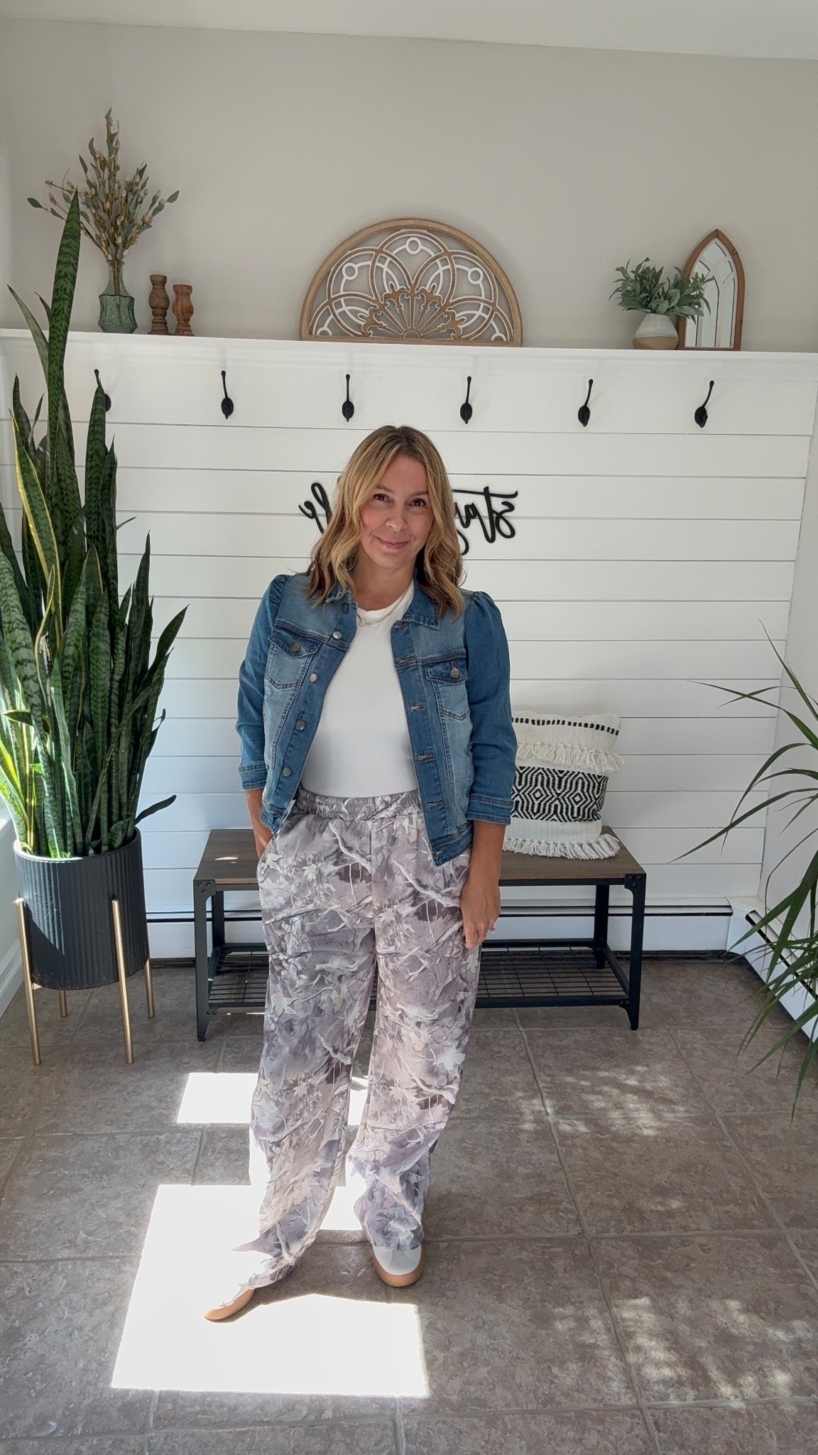 Casual fall outfits women over 50! I’m wearing a large and the denim jacket and a medium in the pants which are definitely oversized and I could do a small

#LTKOver40 #LTKSaleAlert #LTKPetite