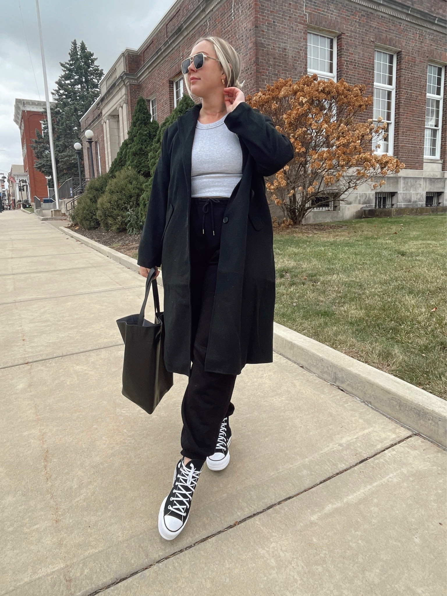 Cozy fall OOTD 

#LTKunder100 #LTKstyletip #LTKSeasonal