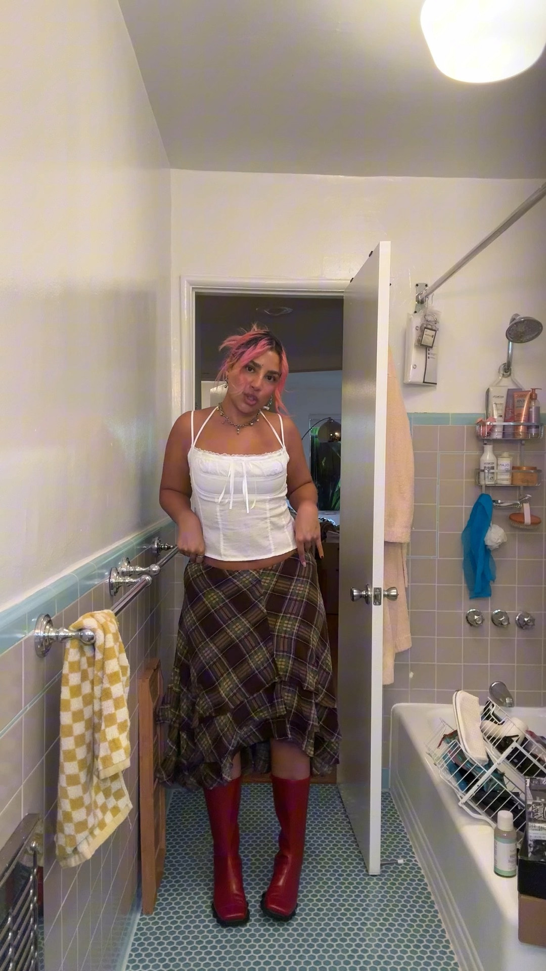 Cute little fall outfit!! 
Top is in size US 10 
Skirt is thrifted 
& original shoes from shop dirt 

#LTKstyletip #LTKmidsize #LTKSeasonal