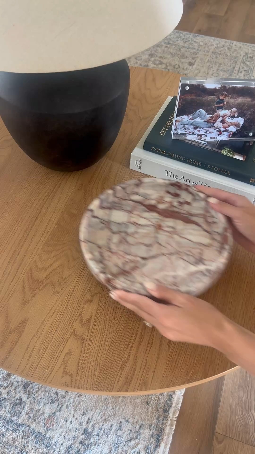 You know I love a good marble tray and the quality on this one is SO GOOD! 

#LTKFindsUnder100 #LTKHome #LTKStyleTip