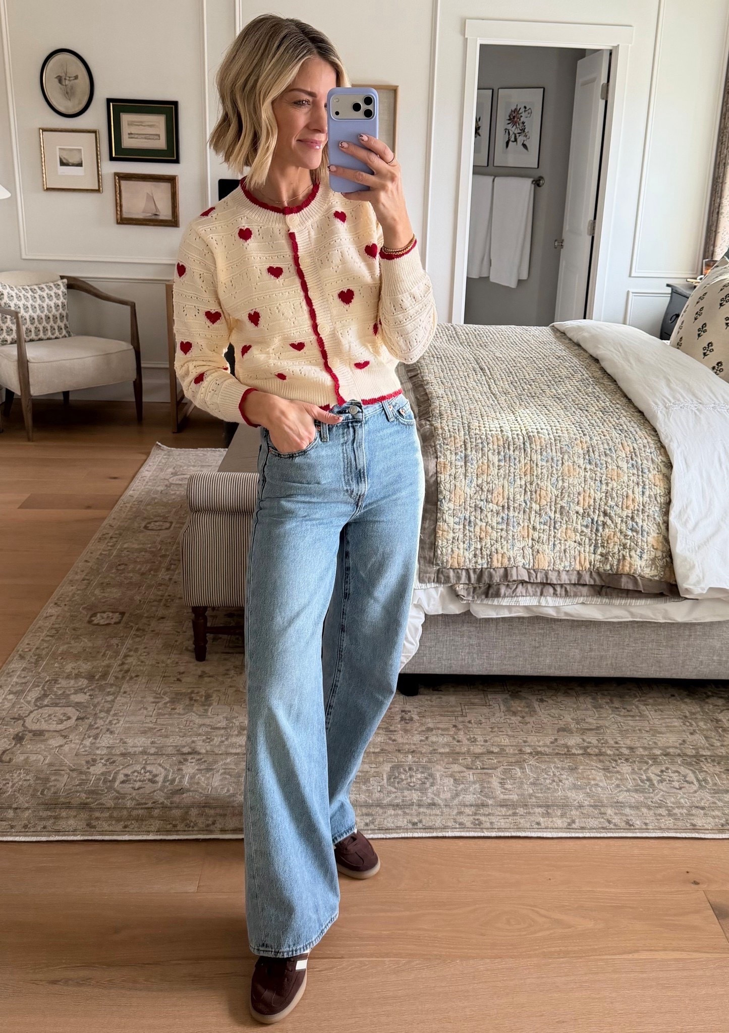 Is this not the cutest heart sweater? I’m into it. Wearing my normal size 4. These Levi’s I found on Amazon are also a big win!