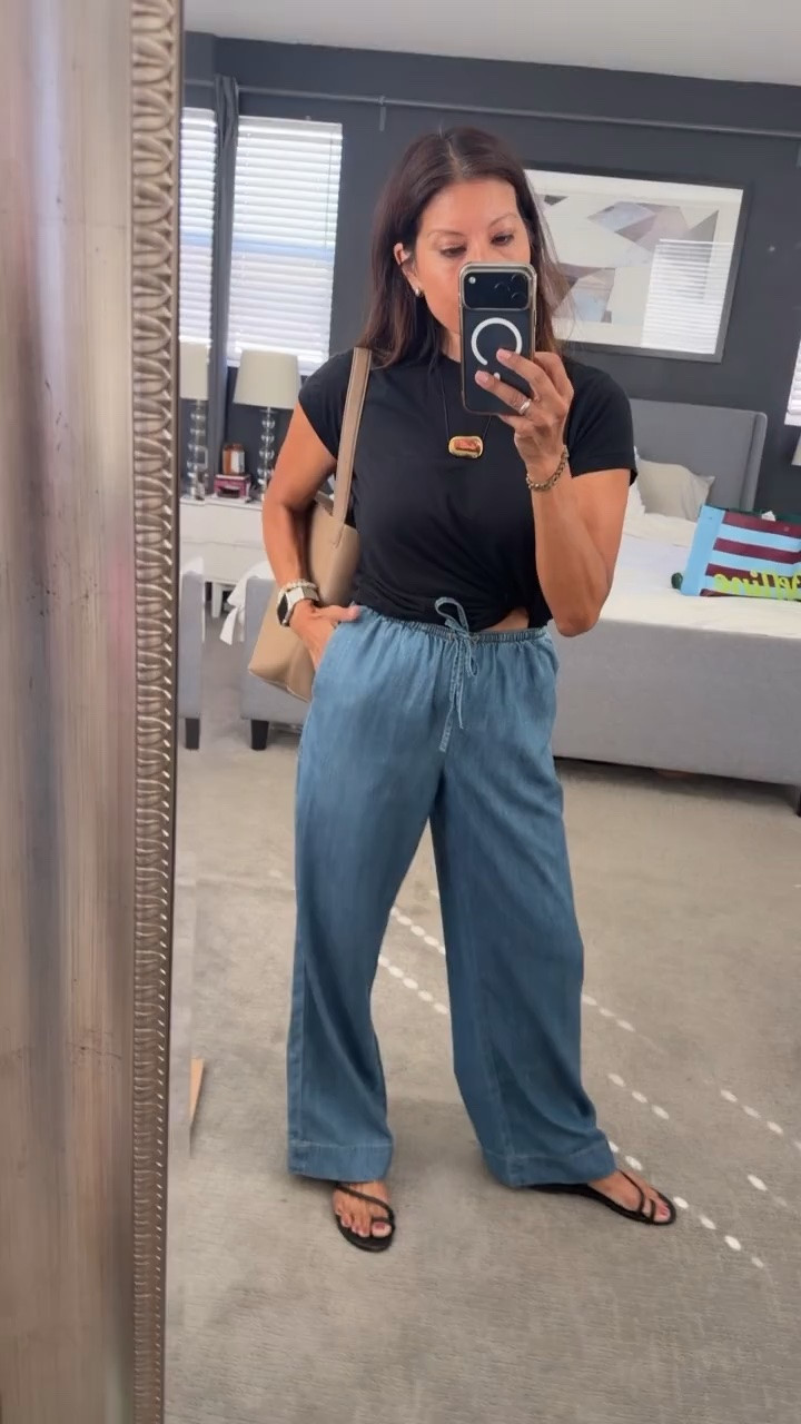 A casual outfit 

Pants @abercrombie  xs

#LTKootd #LTKSeasonal #LTKPetite