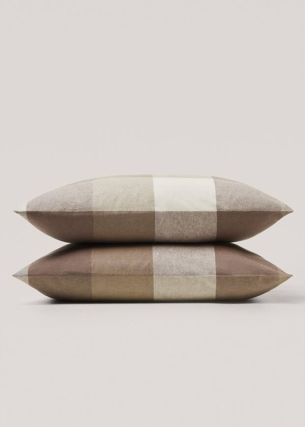 Check flannel pillowcase 2362x2362 in (Pack of two) | MANGO (US)
