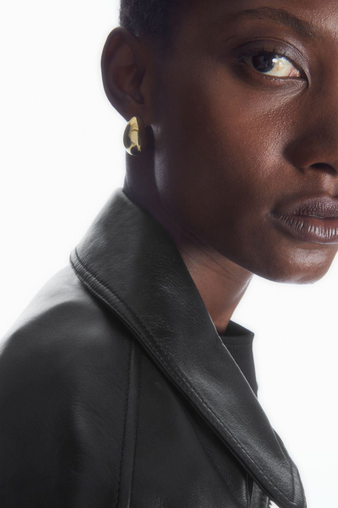 CURVED DOMED EARRINGS | COS UK