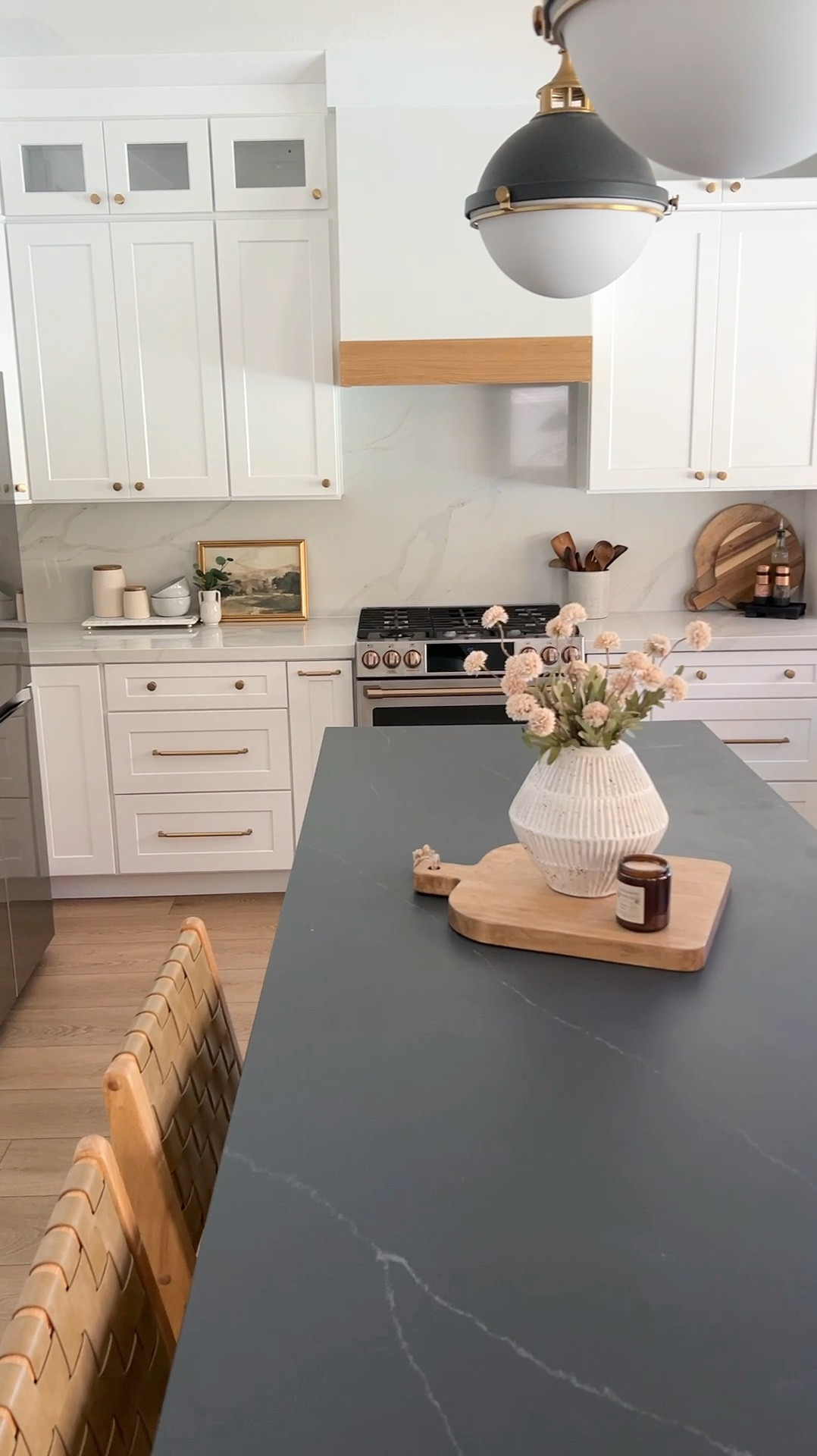 A clean kitchen is the best 💫

Kitchen decor
Cutting boards
Kitchen design 


#LTKHome #LTKFindsUnder50 #LTKFindsUnder100