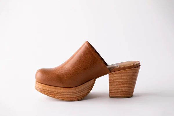 Ava | Women's Clogs | Fortress Shoes | Fortress of Inca