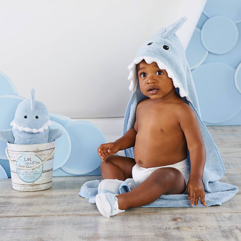 Baby Aspen Let The Fin Begin 4 Pc Bath Time Gift Set, Baby Shark Hooded Towel, Newborn, 0-9 Month... | Amazon (US)