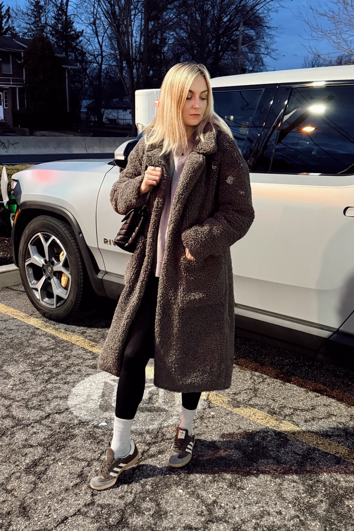 Quick outfit check while charging the car.
Casual and warm while wearing my favorite teddy bear coat! 

Pinterest-inspired, cold weather outfit, leggings outfit, brown Adidas samba 

#LTKShoeCrush #LTKStyleTip #LTKSeasonal