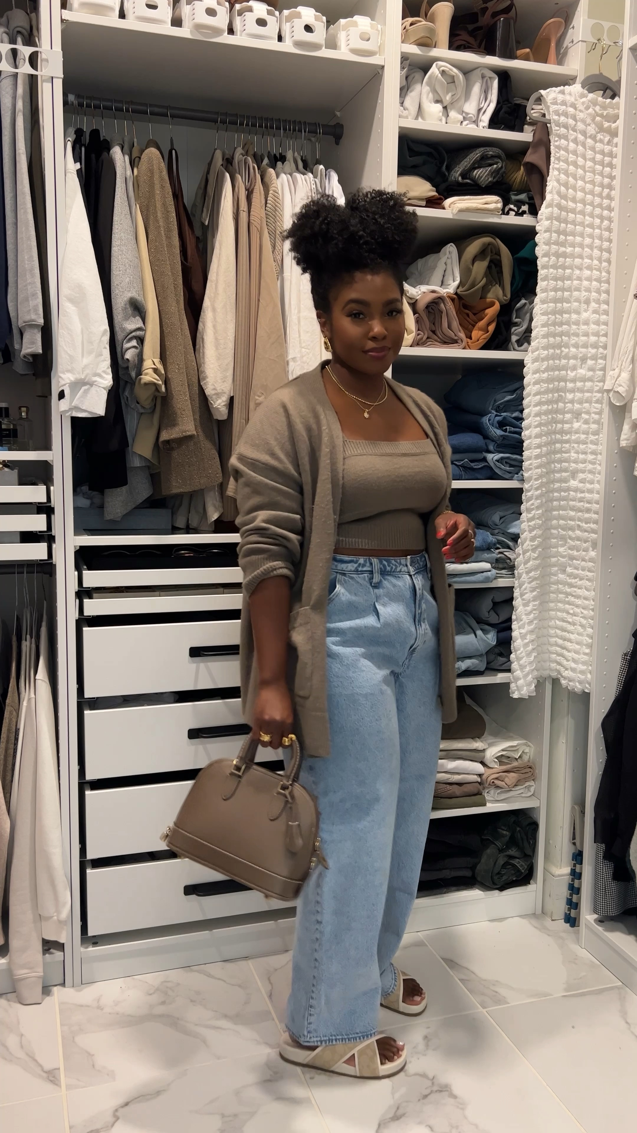 Am I the only one wishing for fall weather? I have SOOO many saved outfits on Pinterest I’m ready to recreate. This cardigan set from H&M is sold out so linking a few other options. Jeans: 31


#LTKbeauty #LTKcurves #LTKunder100