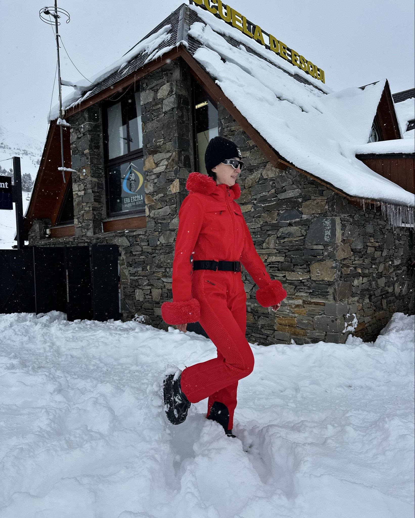 Super comfy beautiful ski suit outfit inspo 
#skisuit #winteroutfit 

#LTKootd #LTKActive #LTKTall