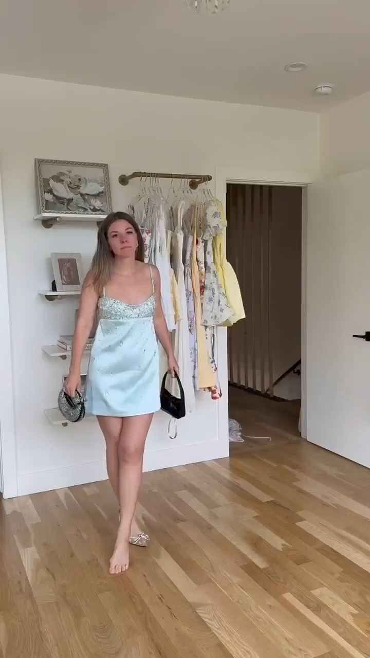 styling wedding guest and formal event dresses

i did my normal size 2/small 

electric picks: emerson20
divi: emerson15

Wedding guest
Black tie
Formal event
Sequin dress
Floral dress
Off the shoulder
One shoulder
Special occasion
Spring party

#LTKootd #LTKWedding #LTKSeasonal