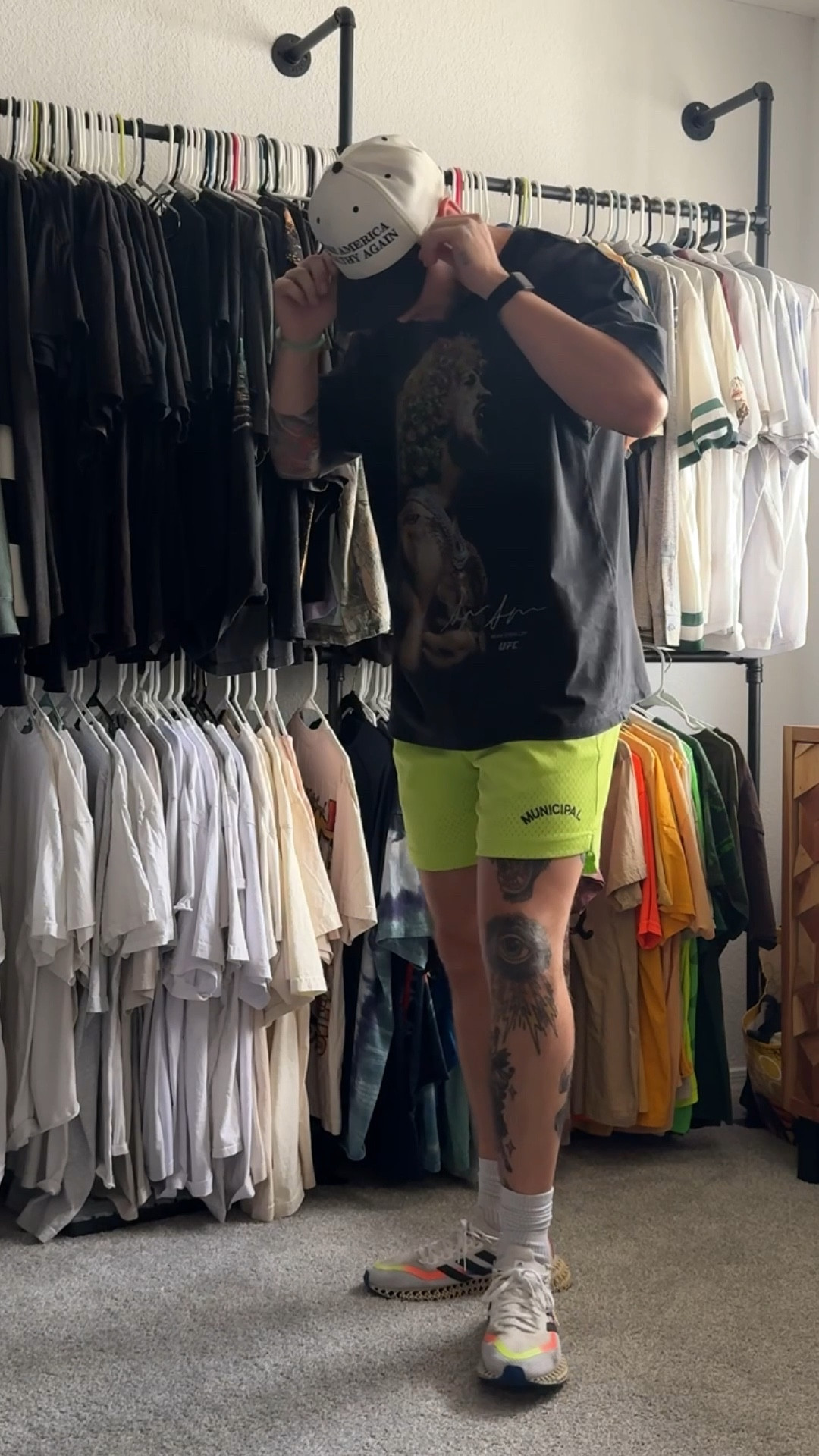 Mixing bold with casual ⚡ Neon shorts, graphic tee, and kicks that speak for themselves.

#OOTD #FitCheck #StreetStyle #CasualFits #NeonVibes #SneakerFit #MensStyle #OutfitInspo #StyleGoals #StreetwearFashion


#LTKMens #LTKActive #LTKU