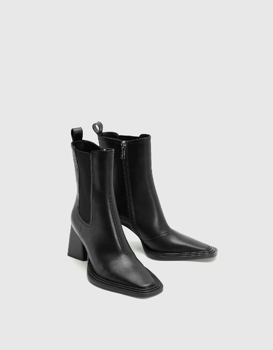 Pointed Toe Ankle Boots | Urban Revivo