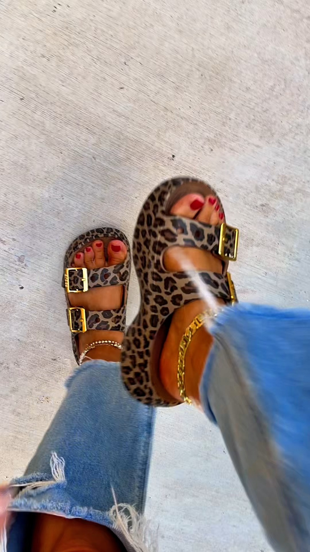Crocs leopard Saturday sandals are gorgeous!! #crocs #crocssandals #crocssaturday #platformsandals #ad @Crocs  

 #LTKootd #LTKWorkwear #LTKTravel
