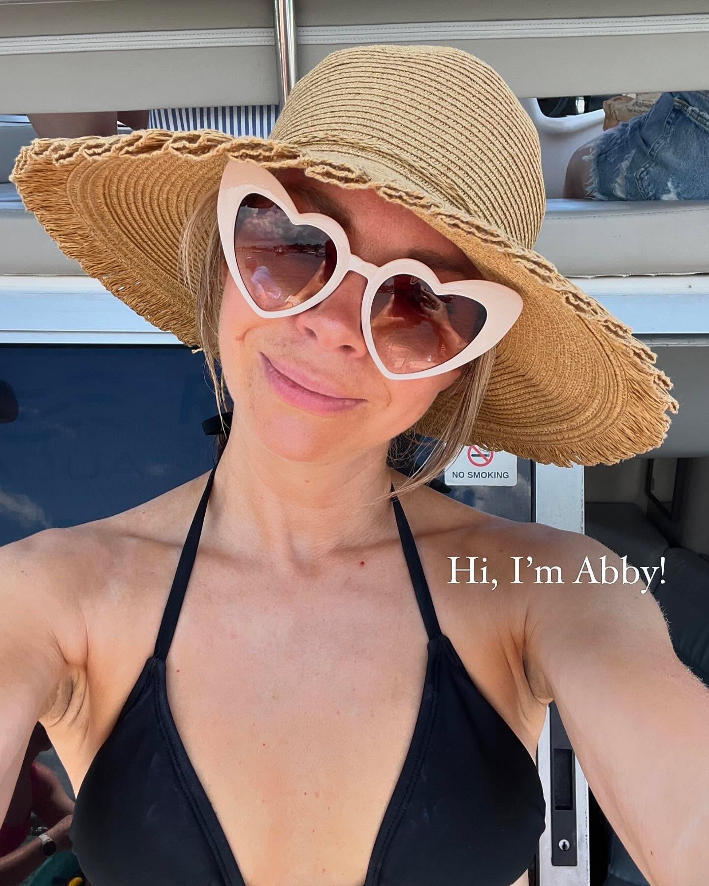 I have some 🆕 followers so wanted to post a get to know me 🥰

#LTKFamily #LTKTravel #LTKWorkwear