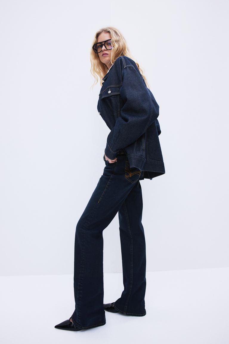 Flared Low Jeans - Low waist - Long - Dark denim blue - Ladies | H&M AU | H&M (AU)