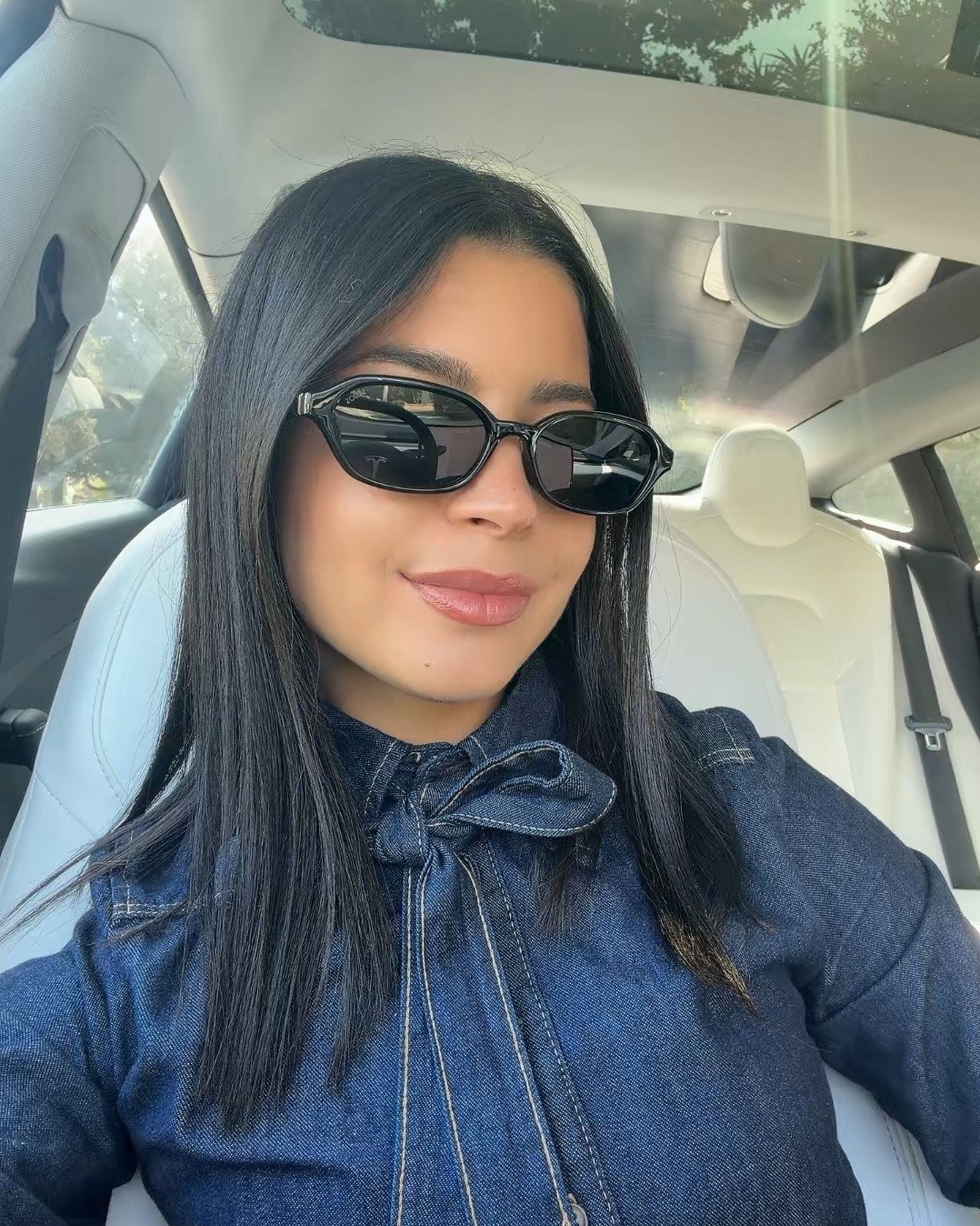 Bow-detail Denim Blouse 💙

#LTKgrwm #LTKWorkwear #LTKootd