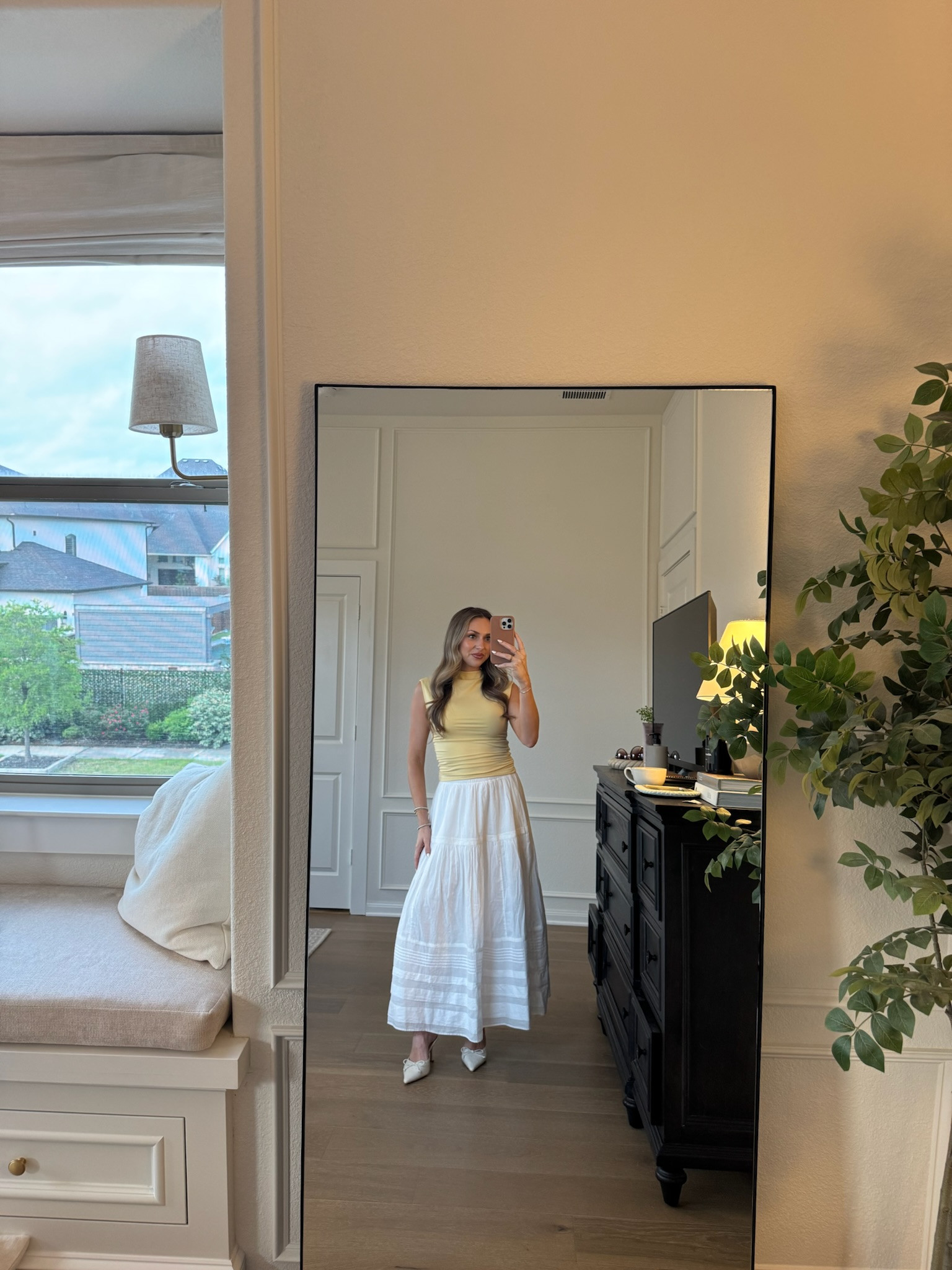 OOTD 🤍✨ My top is sold out in yellow, but I linked the other colors & similar options!  

 #LTKootd #LTKWorkwear