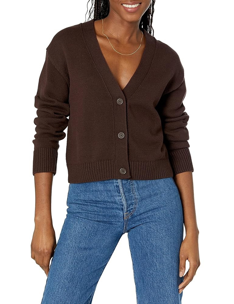Amazon Essentials Women's Relaxed Fit V-Neck Cropped Cardigan | Amazon (US)