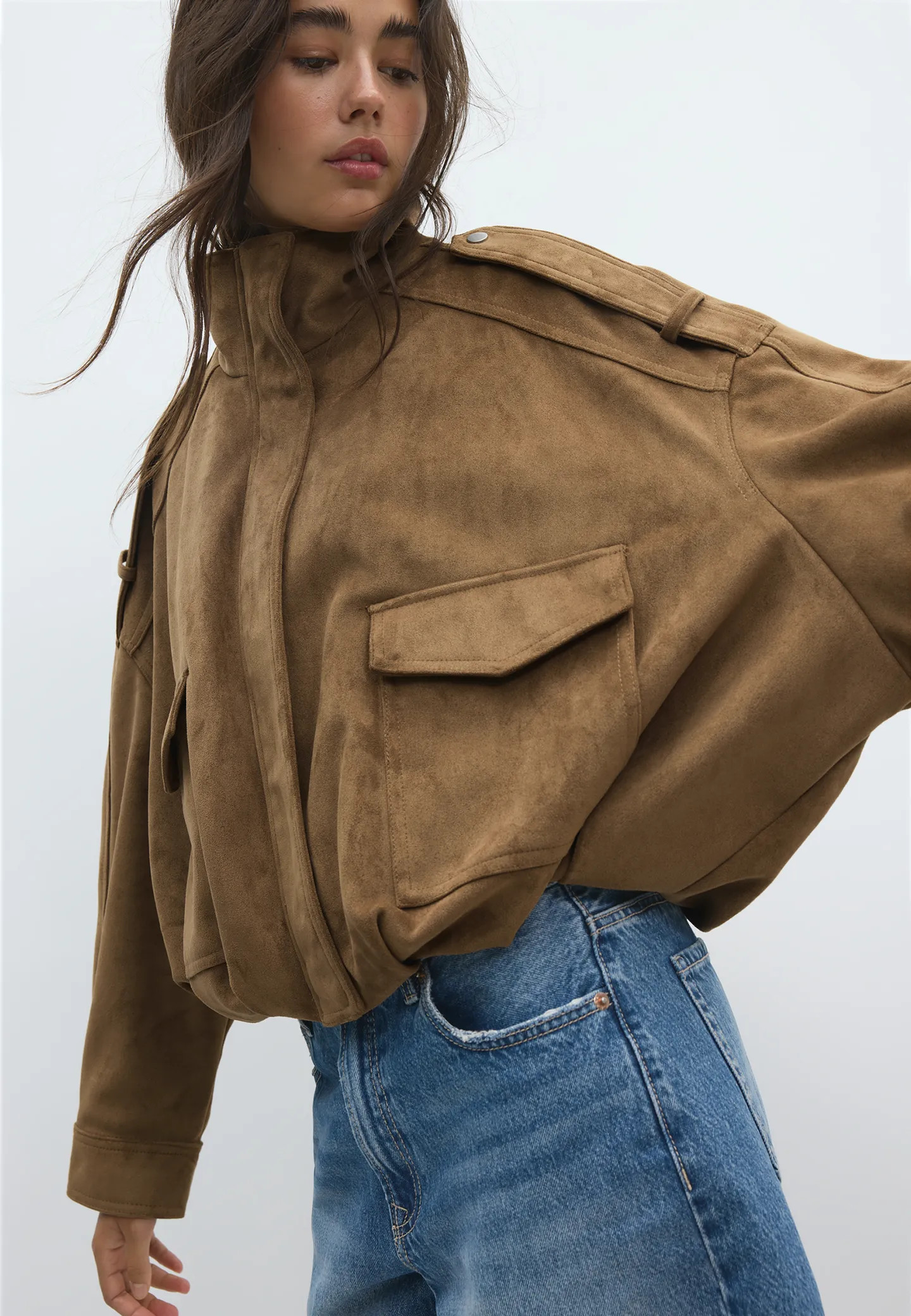 Oversize-Jacke aus Wildlederimitat | Stradivarius DE