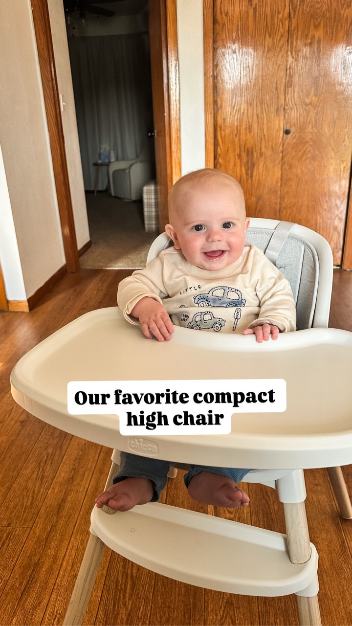 Obsessed with this!! 

Our last high chair was so bulky and didn’t fold up! I loved but dreaded the years Luke used it as it took up so much space in our already small home! This one on the other hand folds up so nicely for easy storage! PLUS you can remove the bottom portion of the legs and it’s easy to take with in the car!