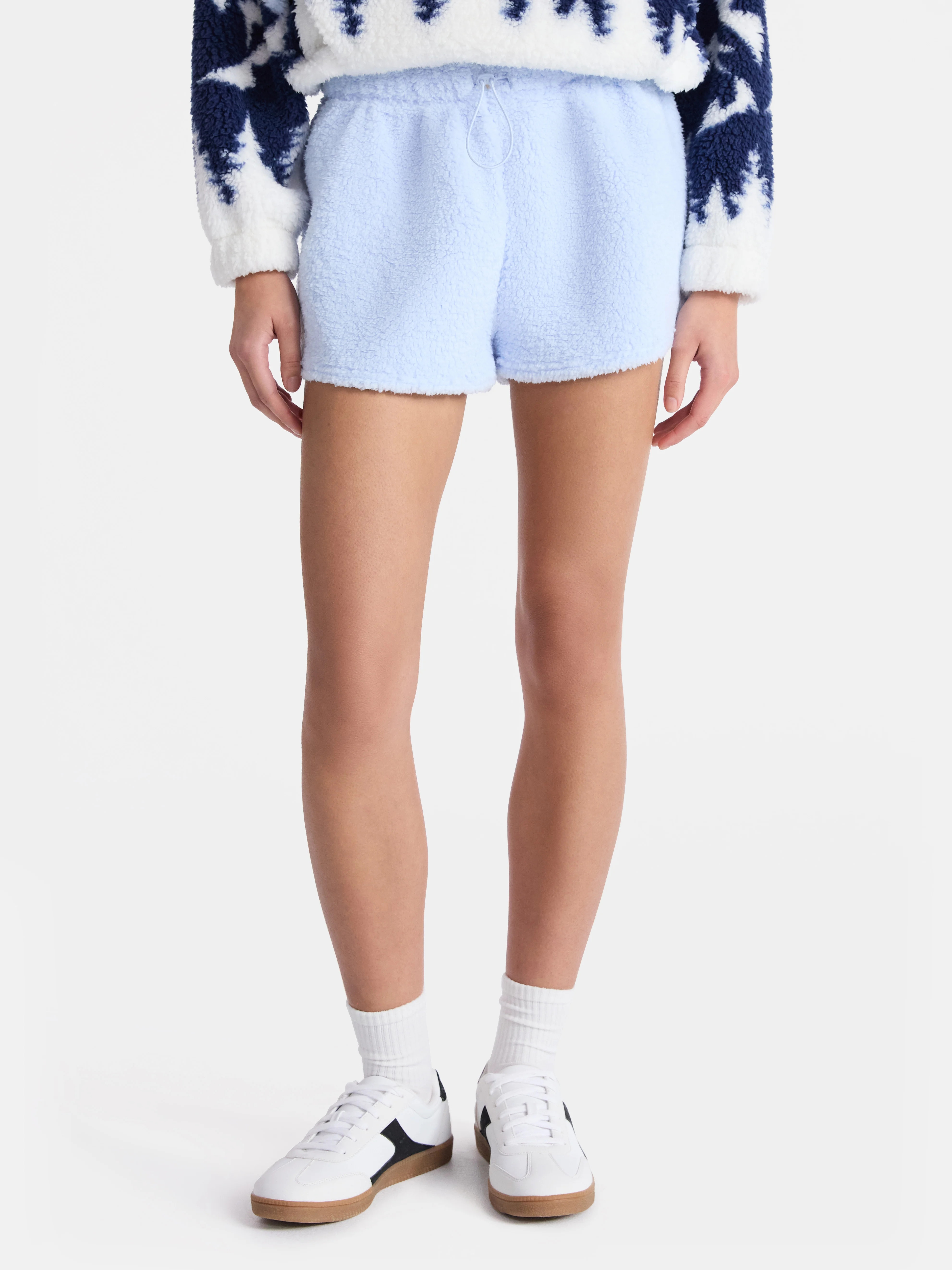 No Boundaries Plush Bungee Cord Shorts, Women's | Walmart (US)