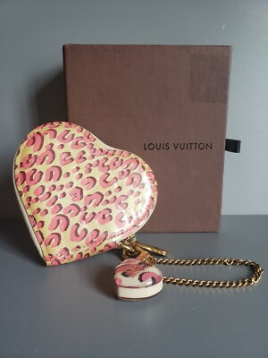 Louis Vuitton leopard coeur heart monogram vernis coin wallet on clear glazing | eBay US