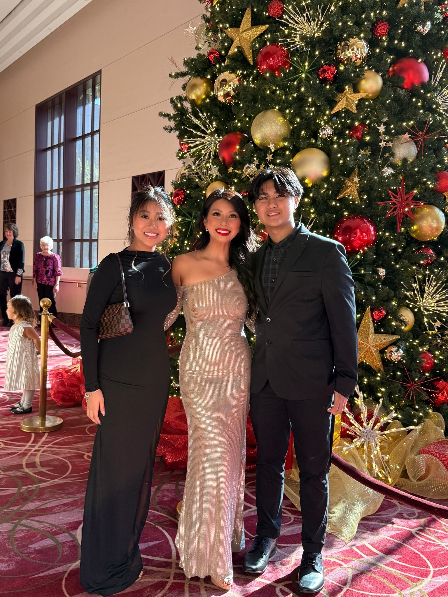 Family Holiday OOTD 

#LTKmomlife #LTKootd #LTKHoliday