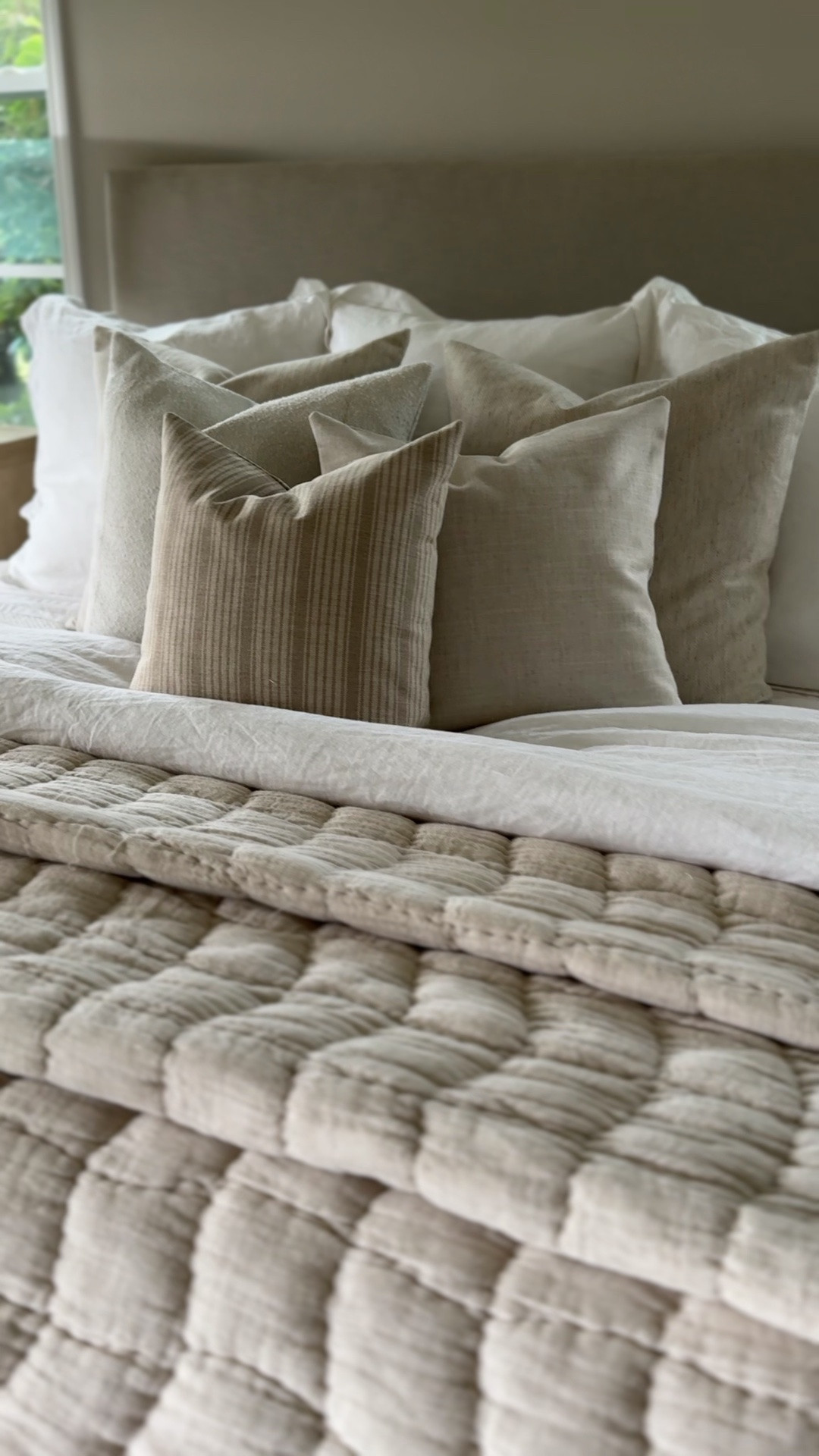 The bedding that makes the day melt away 😌

bedroom, bedding, quilt, duvet, sheets, pillow, bed, nightstand, California style, beach, coastal, neutral

#LTKHome #LTKU #LTKdayinmylife