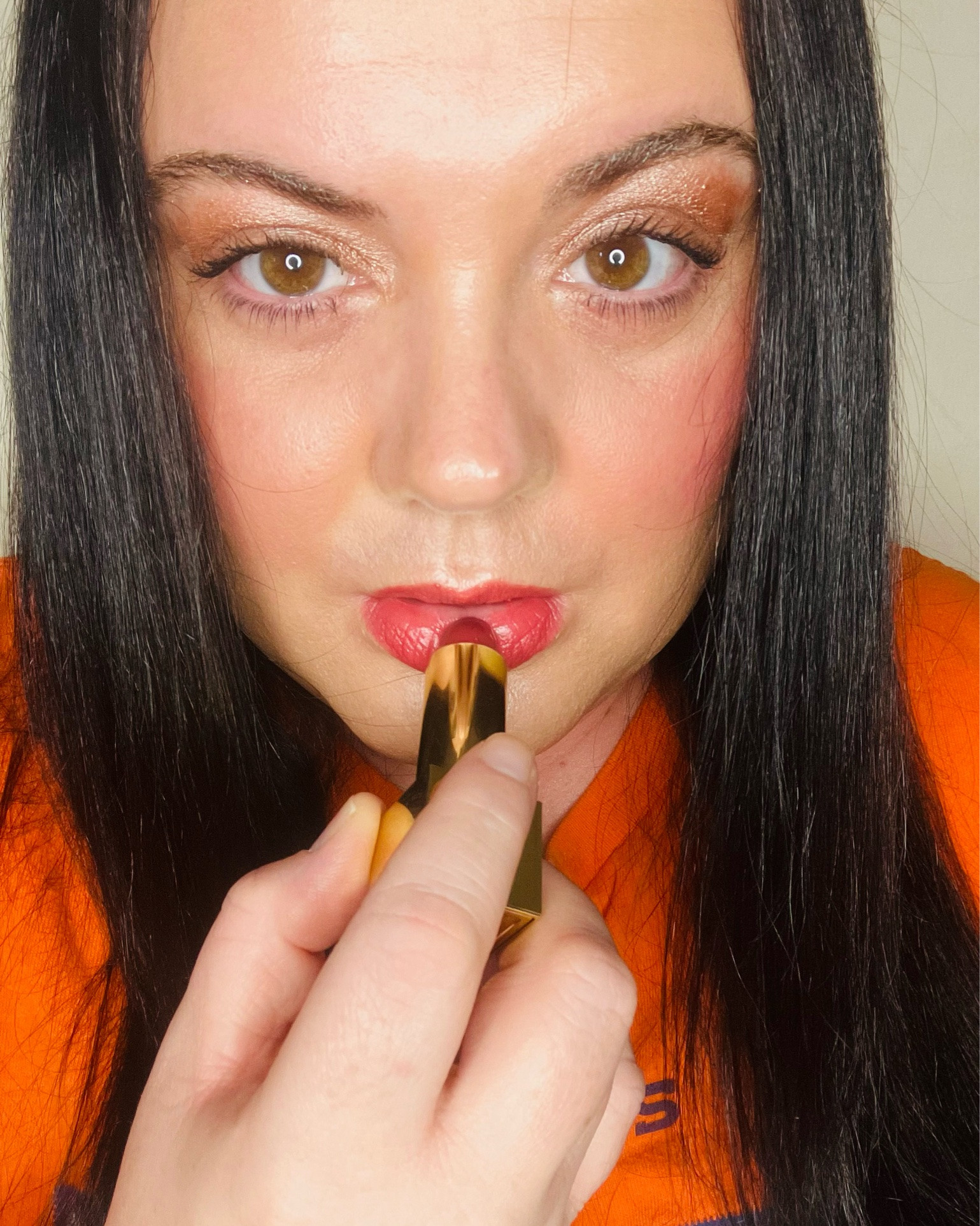 💋 Burberry lips, but make it effortlessly chic.

I’m obsessed with this gorgeous satin finish—hydrating, long-lasting, and the perfect touch of luxury for any makeup look. This shade has quickly become a new favorite! ✨

Shop this Burberry beauty find and more through my LTK. 🤍

#BurberryLipstick #LuxuryMakeup #BeautyFavorites #MakeupMustHaves #BurberryBeauty #LipstickAddict #LTKFinds

#LTKBeauty #LTKselfcare #LTKstorytime