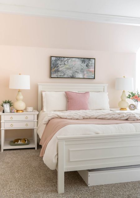 These lovely nightstands look great in a young teen’s room. The loop pulls give them a youthful look.

#LTKHome