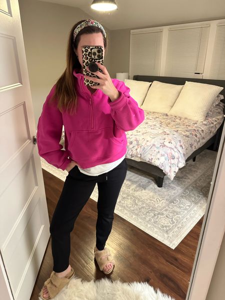 Sweatshirt - small
Tee - small
Joggers - small
Slippers - TTS

#amaonfashion #founditonamazon #joggers #sweatshirt #slippers 



#LTKfindsunder50 #LTKshoecrush #LTKfindsunder100