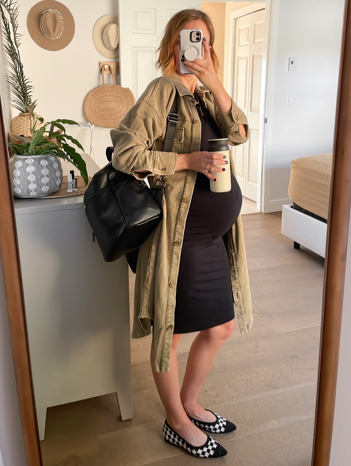 bump friendly fit with the comfiest pointed toe flats 🥿 

#LTKSeasonal #LTKbump #LTKunder100