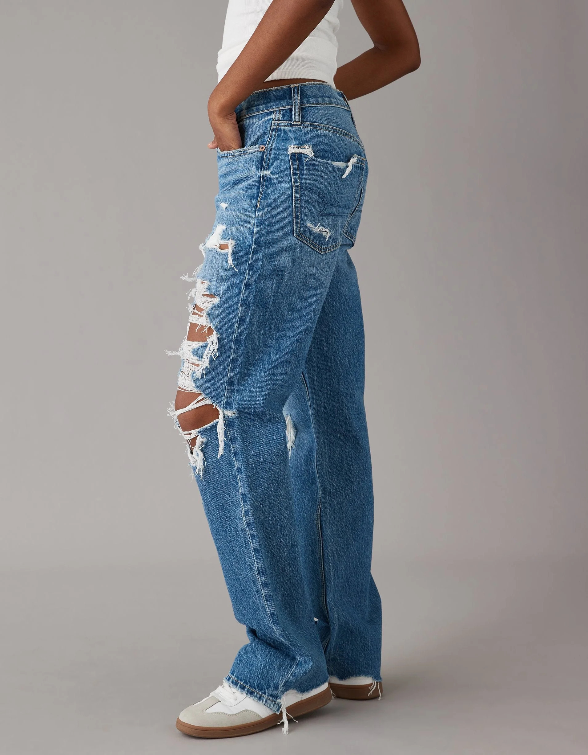 AE Low-Rise Ex-Boyfriend Jean | Shop Simon