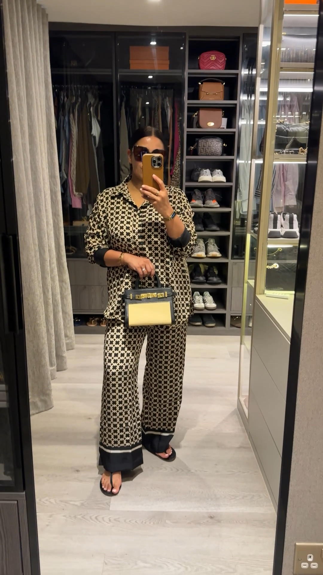 The perfect two piece set from #h&m I’m 5’1 for reference and wearing size 12. 

#LTKstyletip #LTKuk #LTKsummer