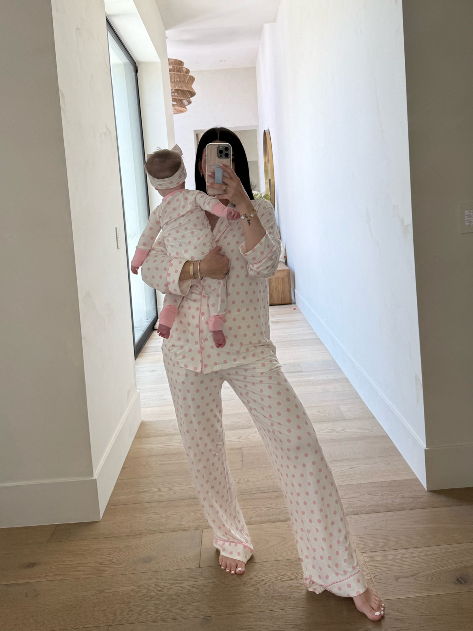 twinning 🌸





Pajamas, Mommh & Me

#LTKmomlife #LTKootd #LTKgrwm