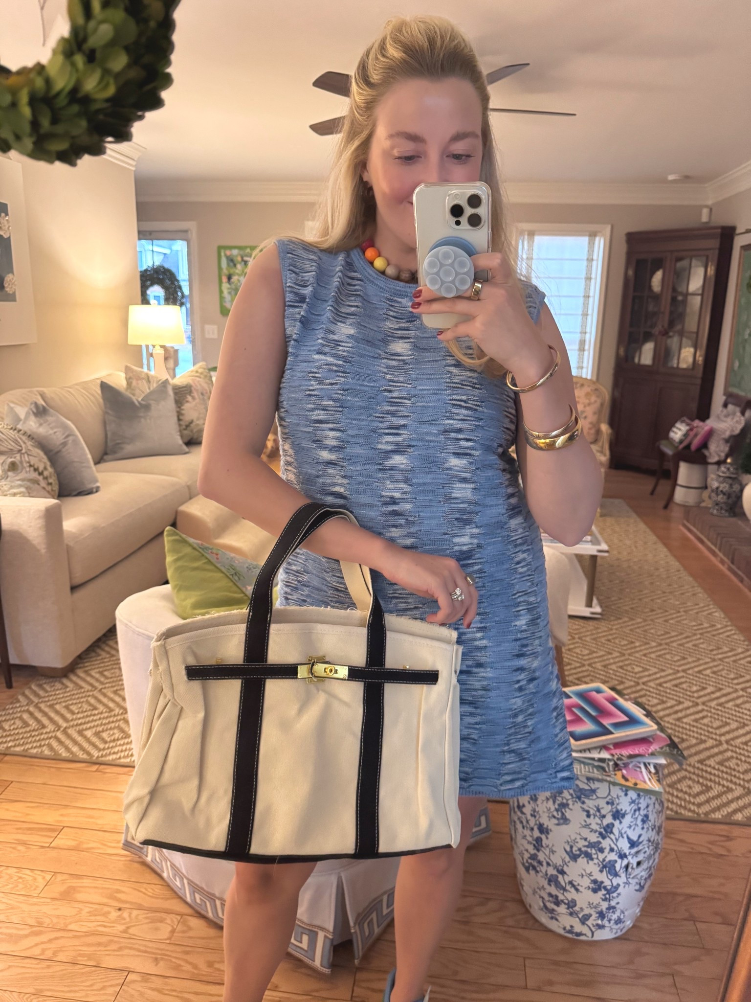 Joined the Boatkin brigade 🤪 Obsessed with this navy colorway. Under $100!!

#LTKItBag #LTKFindsUnder100 #LTKStyleTip