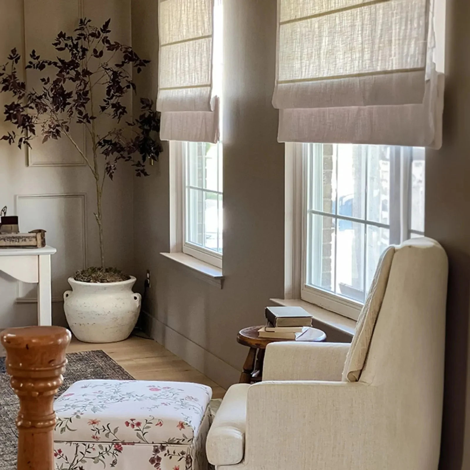 Jawara Roman Shade Cordless-Wooden Headrail | TWOPAGES